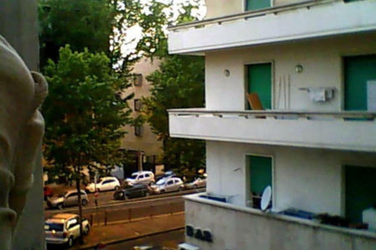 阿罗吉欧洛迪旅游公寓 罗马 外观 照片